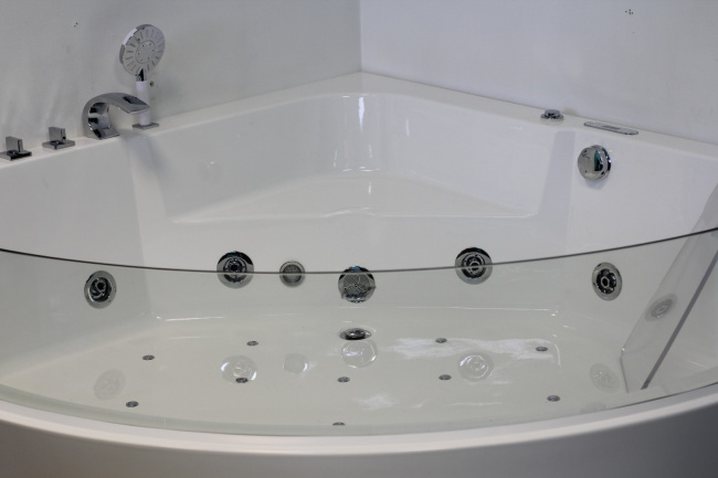 Ceruttispa C-401 1500x1500x580